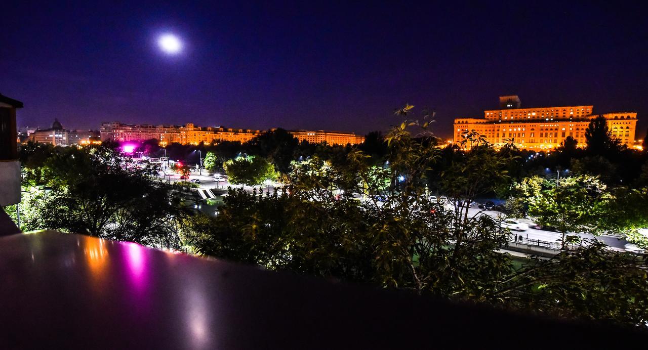Parliament & River View 公寓 *